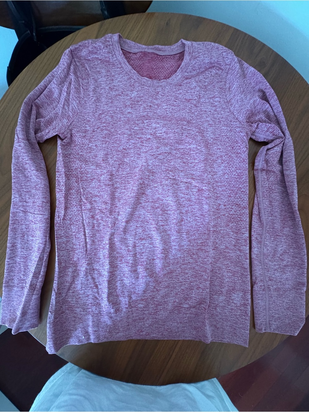 NWOT Lululemon Athletica Swiftly Relaxed Long Sleeve in Red